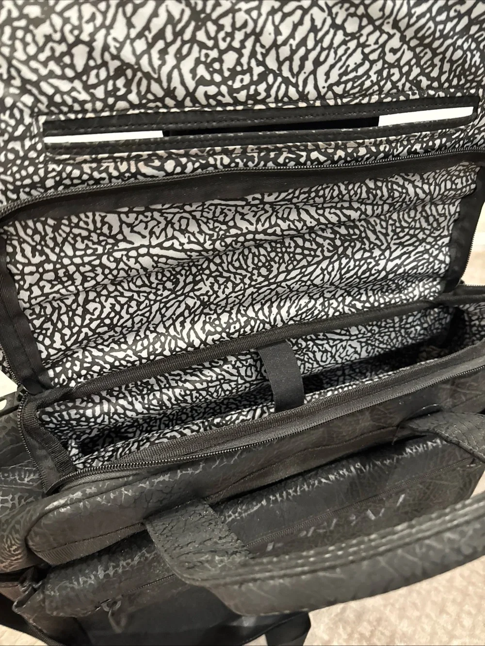 Jordan Elephant Print Black/Black Laptop Case/Brief Case - 437368 010